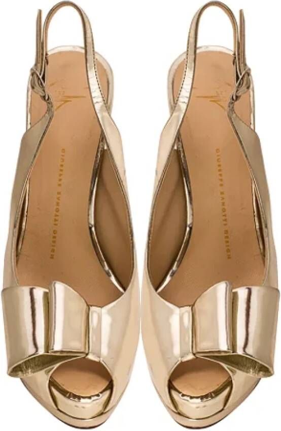 Giuseppe Zanotti Pre-owned Leather sandals Yellow Dames