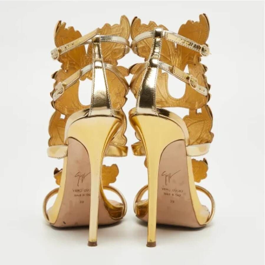 Giuseppe Zanotti Pre-owned Leather sandals Yellow Dames
