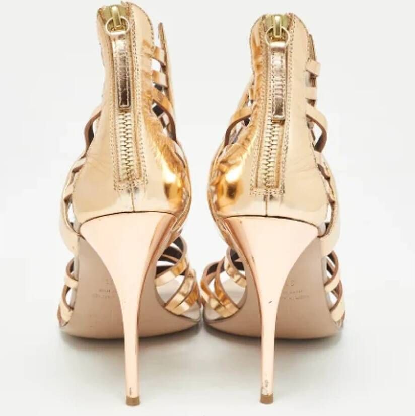 Giuseppe Zanotti Pre-owned Leather sandals Yellow Dames