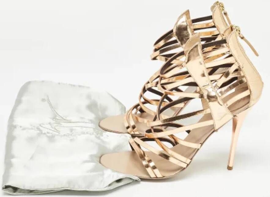 Giuseppe Zanotti Pre-owned Leather sandals Yellow Dames