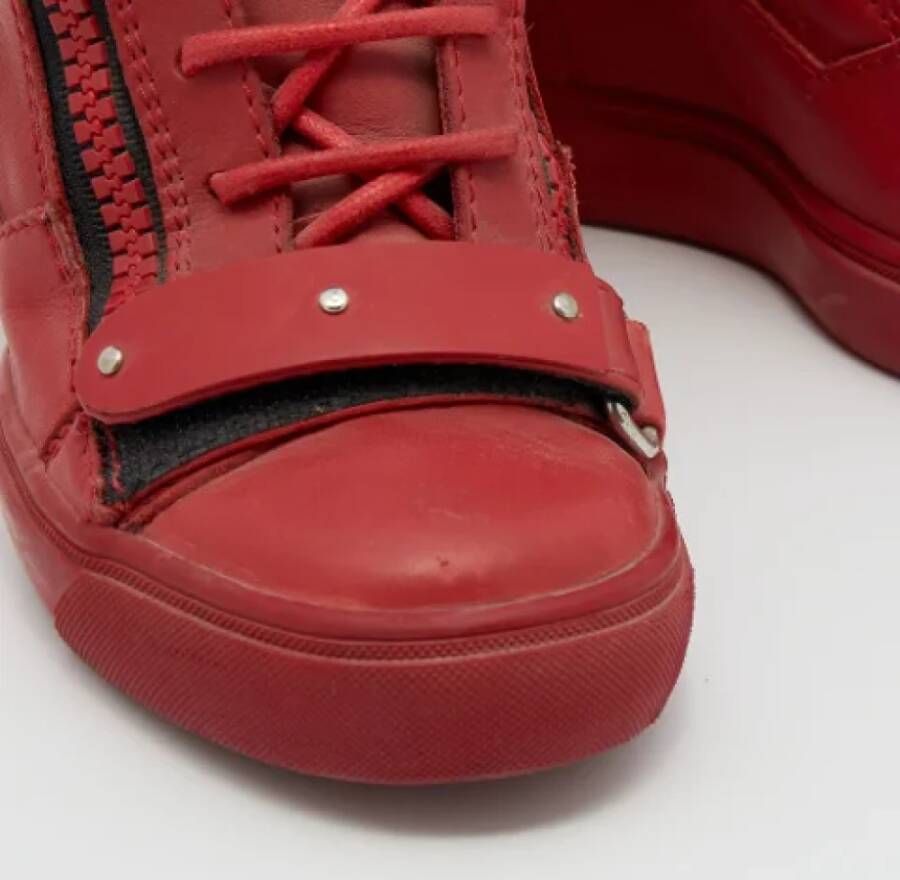 Giuseppe Zanotti Pre-owned Leather sneakers Red Dames