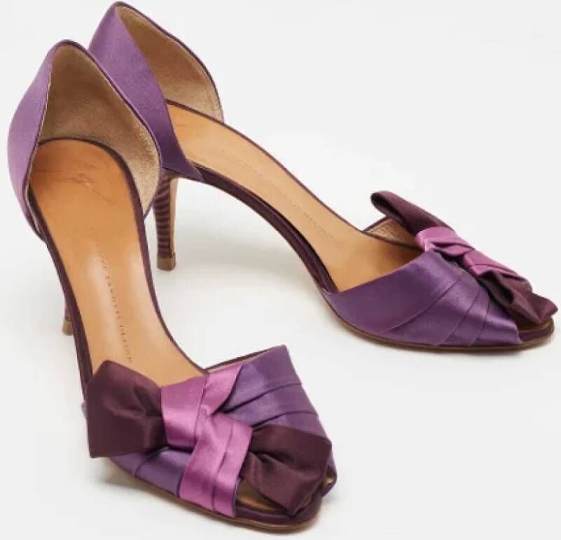 Giuseppe Zanotti Pre-owned Satin heels Purple Dames