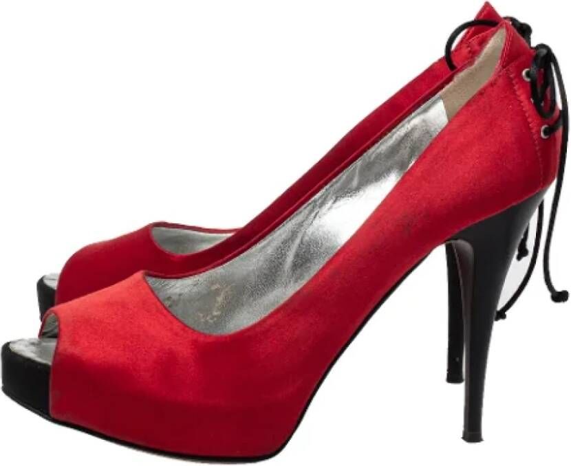 Giuseppe Zanotti Pre-owned Satin heels Red Dames