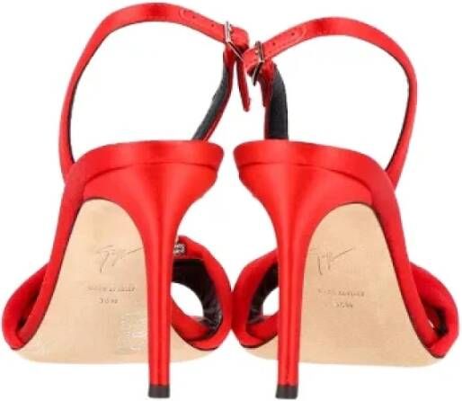Giuseppe Zanotti Pre-owned Satin sandals Red Dames