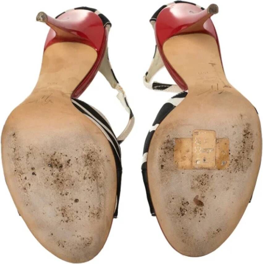 Giuseppe Zanotti Pre-owned Satin sandals White Dames
