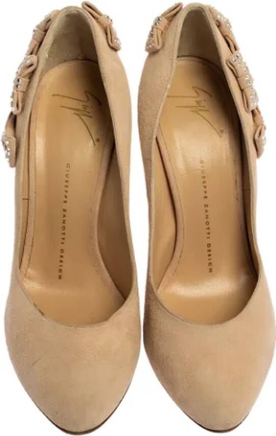 Giuseppe Zanotti Pre-owned Suede heels Beige Dames