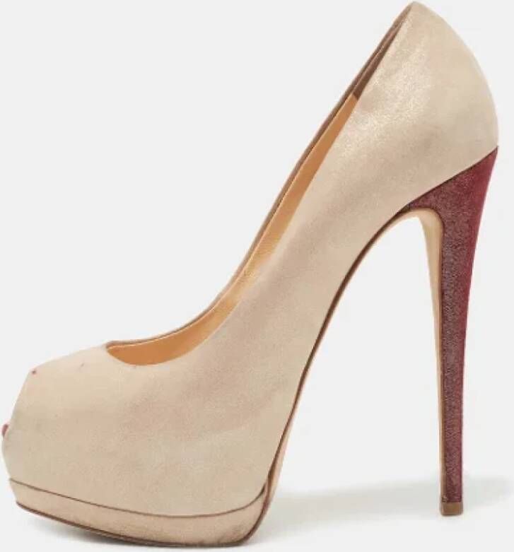 Giuseppe Zanotti Pre-owned Suede heels Beige Dames