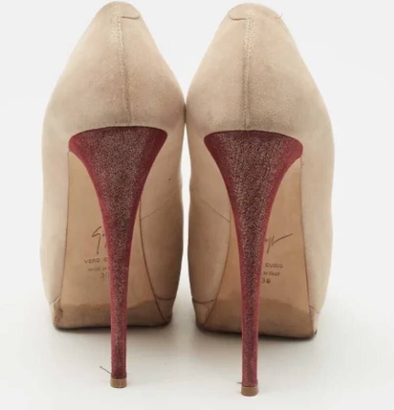 Giuseppe Zanotti Pre-owned Suede heels Beige Dames