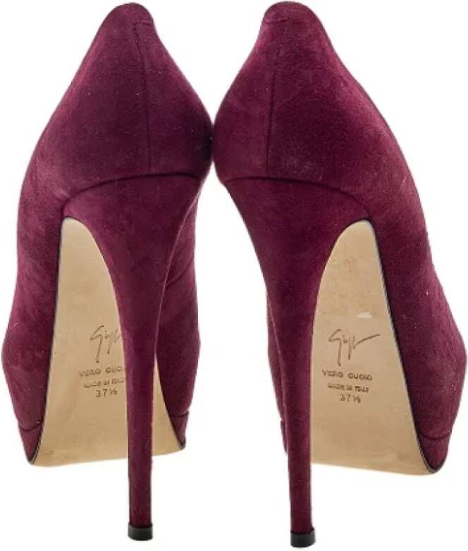 Giuseppe Zanotti Pre-owned Suede heels Red Dames