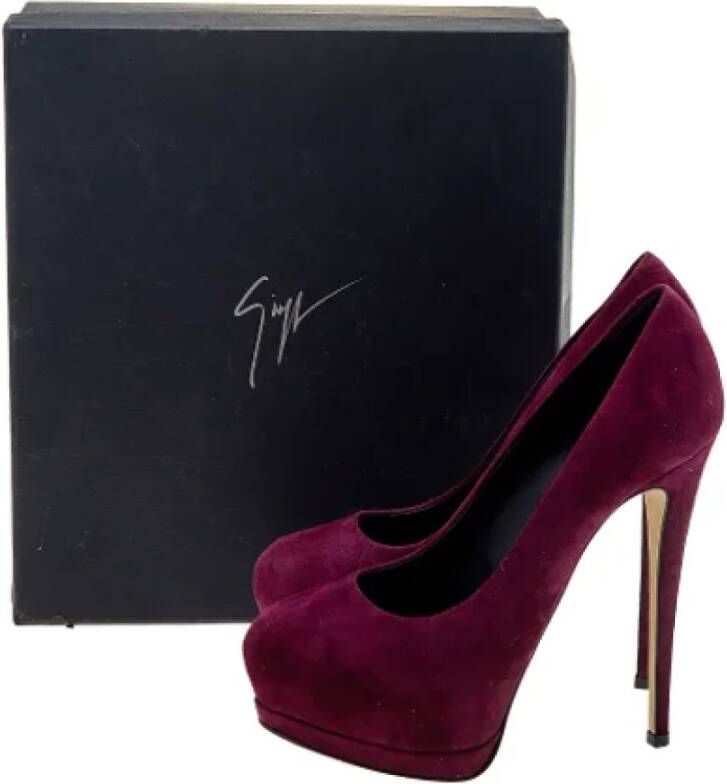 Giuseppe Zanotti Pre-owned Suede heels Red Dames