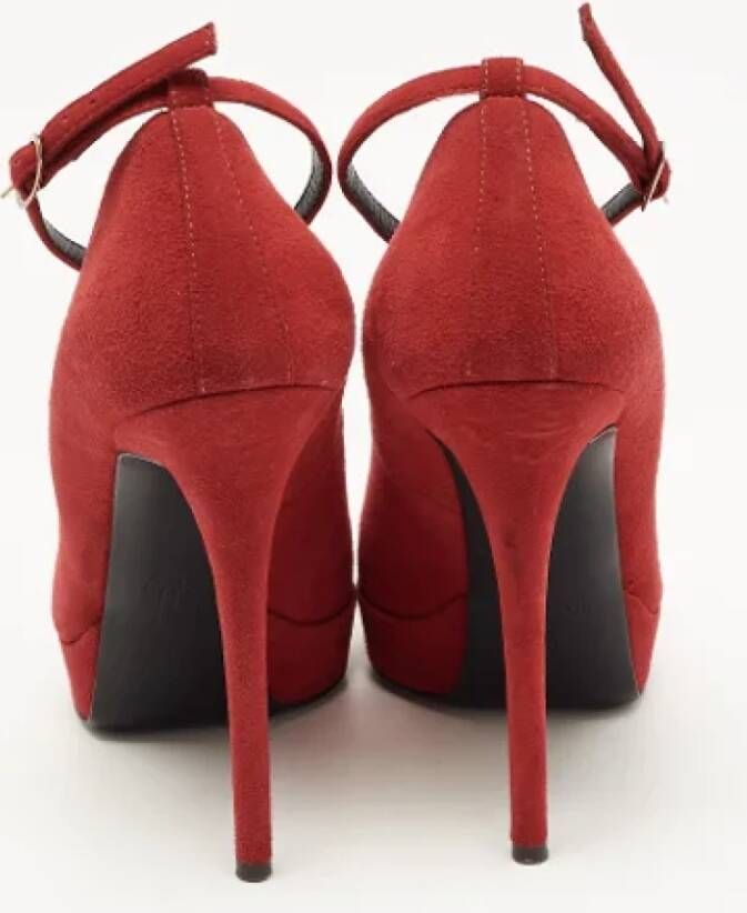 Giuseppe Zanotti Pre-owned Suede heels Red Dames