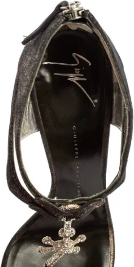 Giuseppe Zanotti Pre-owned Suede sandals Black Dames