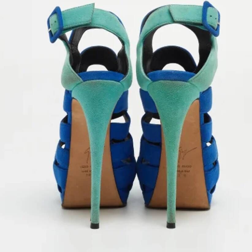 Giuseppe Zanotti Pre-owned Suede sandals Blue Dames