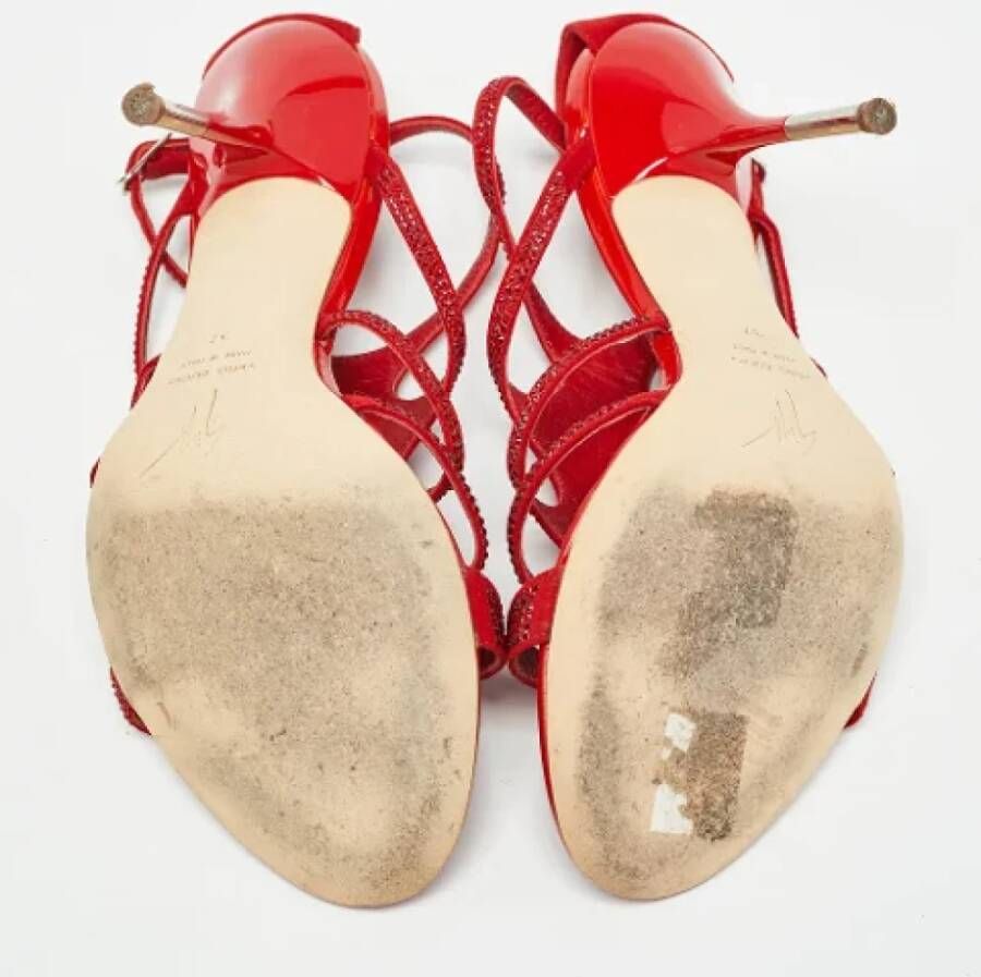 Giuseppe Zanotti Pre-owned Suede sandals Red Dames