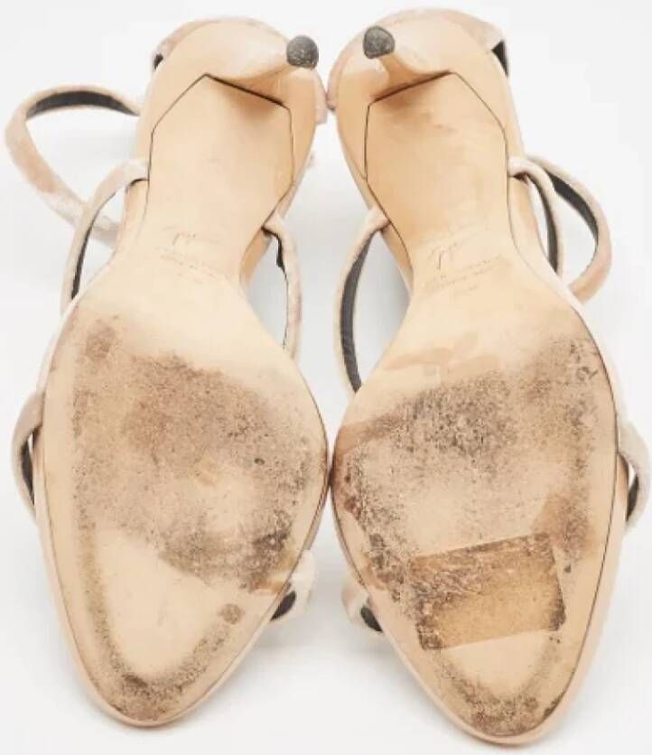 Giuseppe Zanotti Pre-owned Velvet sandals Beige Dames