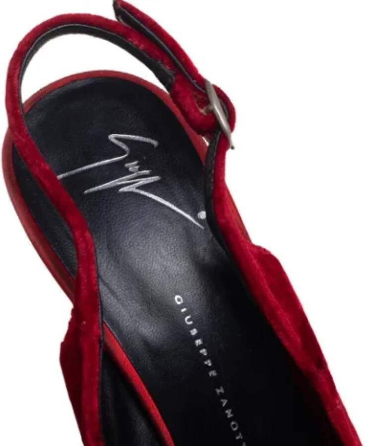 Giuseppe Zanotti Pre-owned Velvet sandals Red Dames