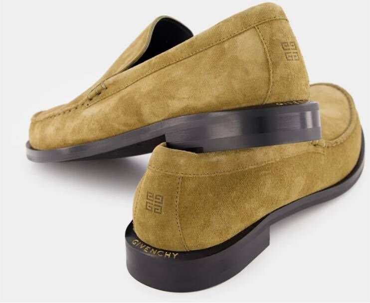 Givenchy 60's Suède Loafers in Lichtbruin