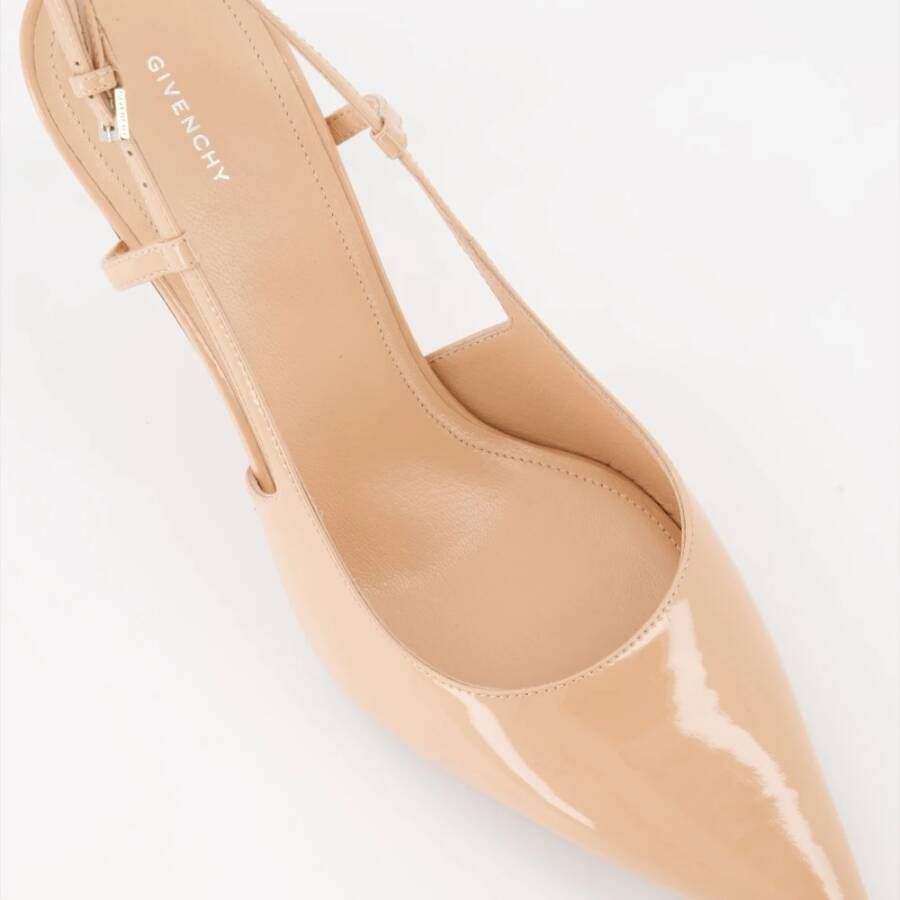 Givenchy G-Cube Pumps met Puntige Neus Beige Dames