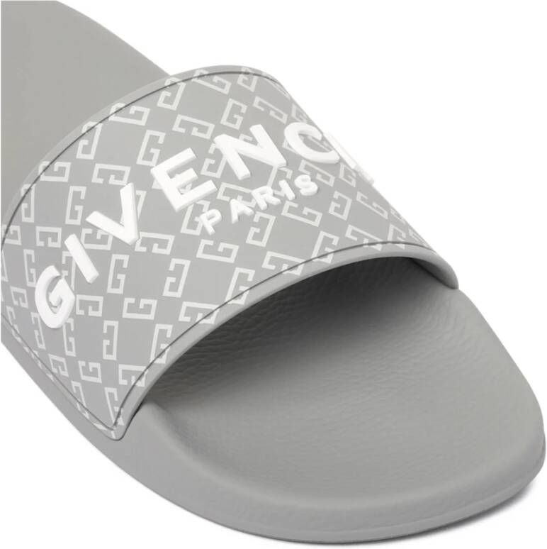 Givenchy Grijze Slide Sandalen met Logo Motief