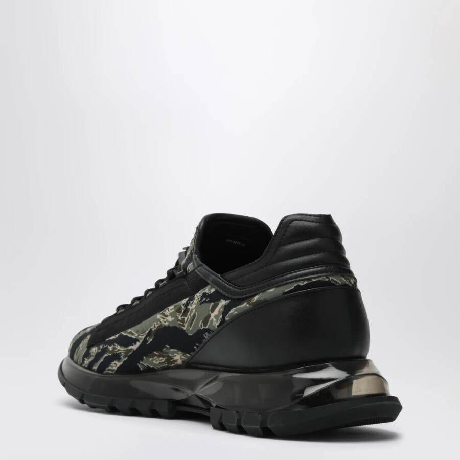Givenchy Lage Spectre Sneakers