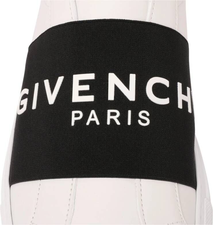 Givenchy Logo Print Lage Top Sneakers