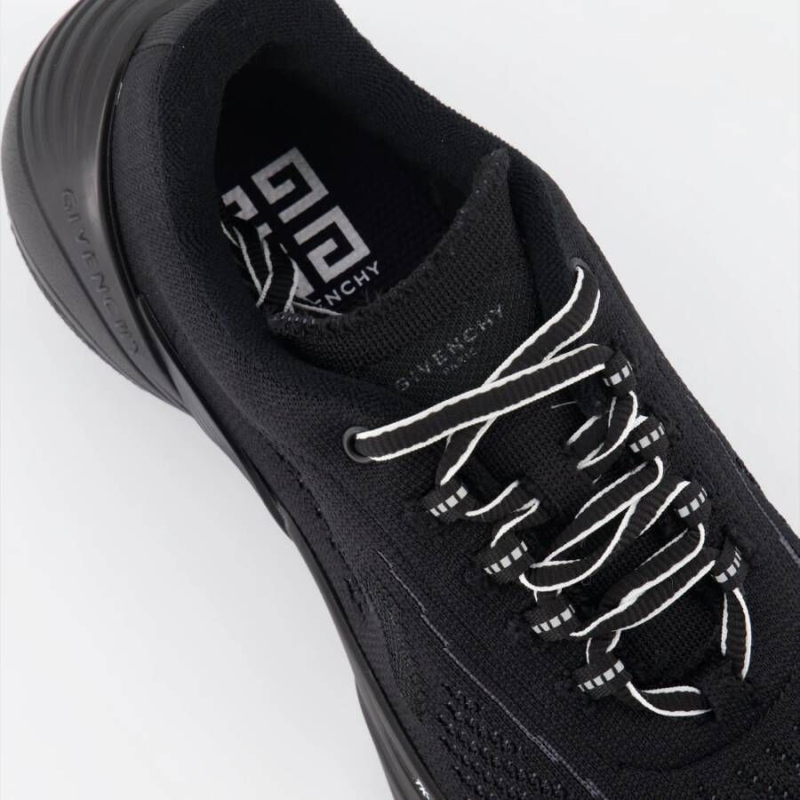 Givenchy Mesh Sneakers met 4G Emblemen Black Heren
