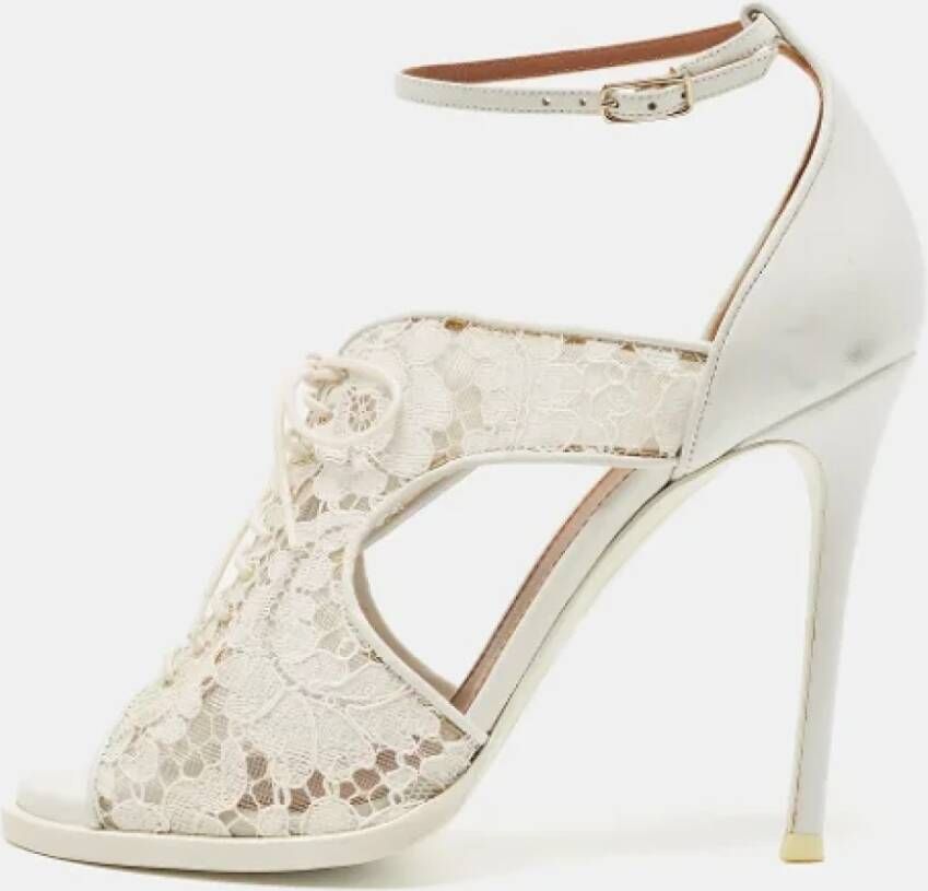 Givenchy Pre-owned Lace sandals White Dames