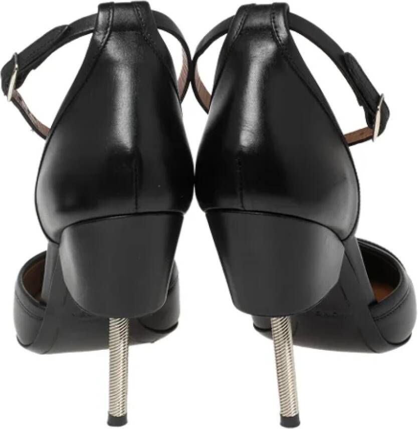 Givenchy Pre-owned Leather heels Black Dames