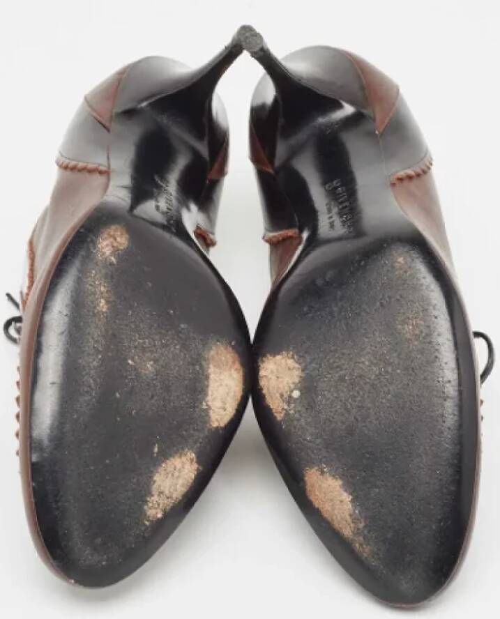 Givenchy Pre-owned Leather heels Brown Dames