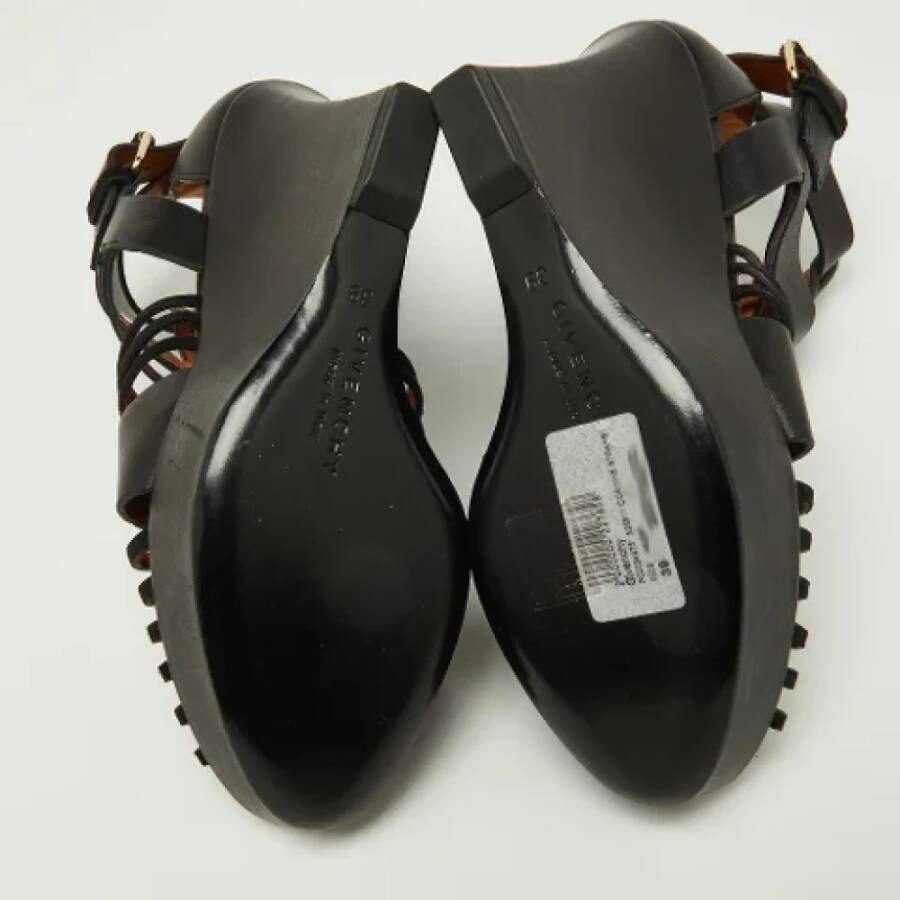 Givenchy Pre-owned Leather sandals Black Dames