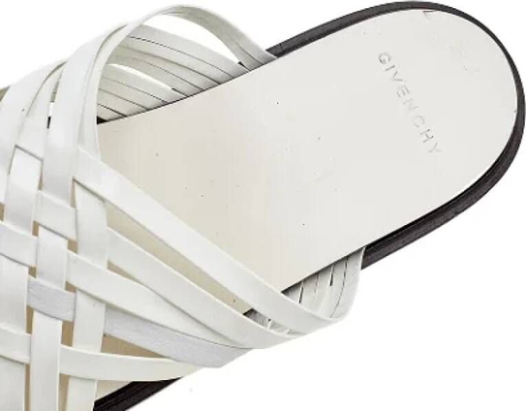 Givenchy Pre-owned Leather sandals White Dames
