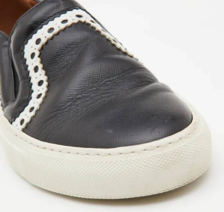 Givenchy Pre-owned Leather sneakers Black Dames