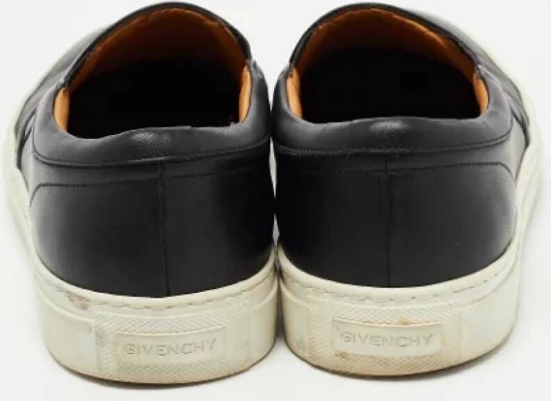 Givenchy Pre-owned Leather sneakers Black Dames