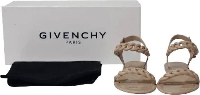 Givenchy Pre-owned Plastic sandals Beige Dames