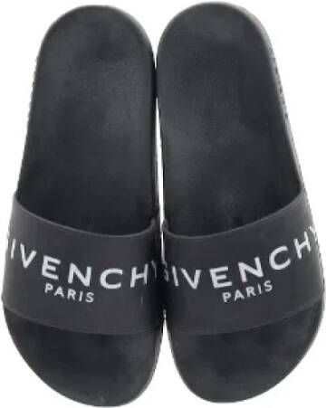 Givenchy Pre-owned Rubber sandals Black Dames