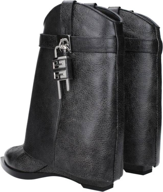 Givenchy Vintage Leren Enkellaarzen met Sleehak