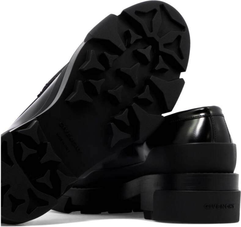 Givenchy Zwarte Loafer Schoenen Elegant Comfortabel Stijlvol