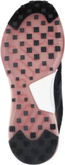 Givenchy Zwarte Mesh Sneakers met Unieke Details