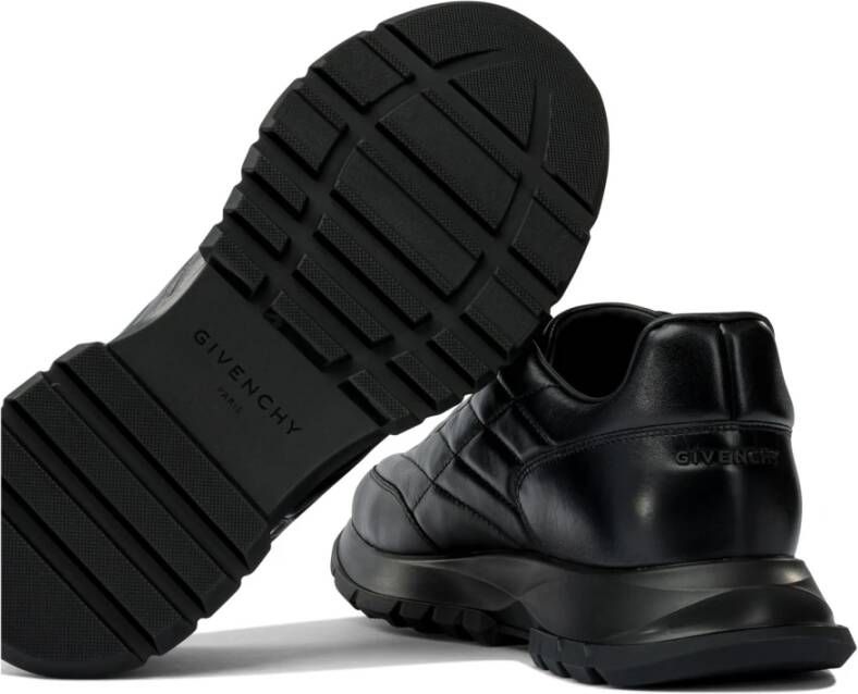 Givenchy Zwarte Sneakers Stijlvol Ontwerp