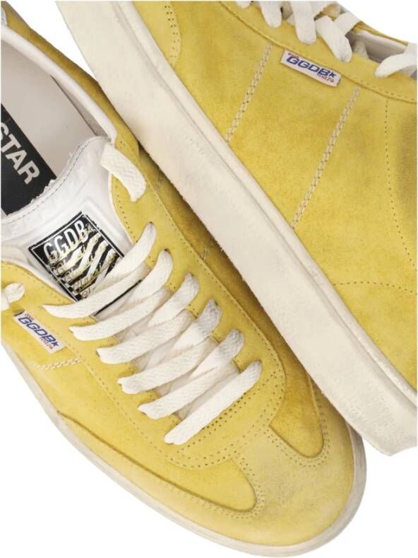 Golden Goose Gele Suède Sneakers Ronde Neus Logo Yellow Dames