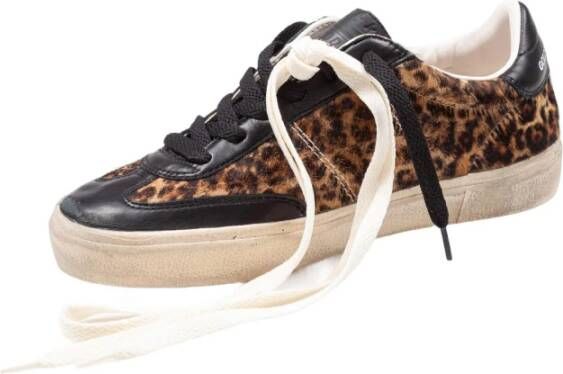 Golden Goose Luipaardprint Sneakers met Vintage Touch