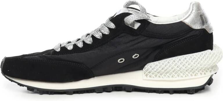 Golden Goose Zwarte Sneakers met Gelamineerde Details