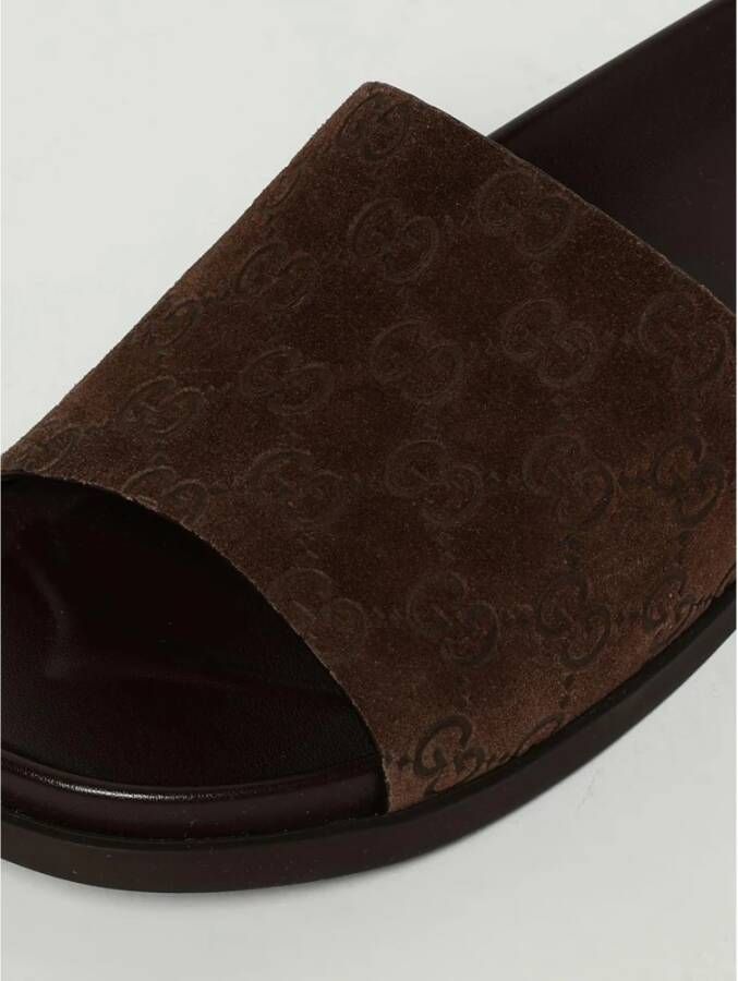Gucci Bruine sandalen met bandjes en gesp