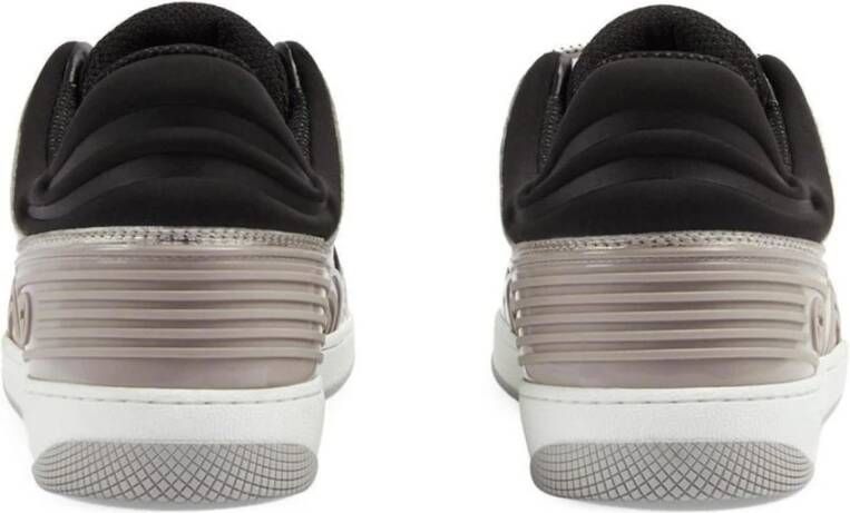 Gucci Leren mandje sneakers met geperforeerd detail Gray Heren