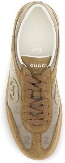 Gucci Retrostijl Sneakers met Premium Materialen