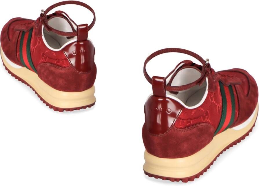 Gucci Suède sneakers met verstelbare enkelband