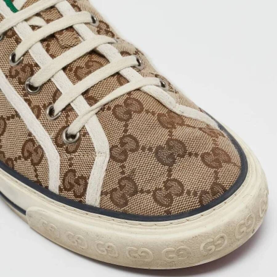 Gucci Vintage Pre-owned Canvas flats Brown Dames