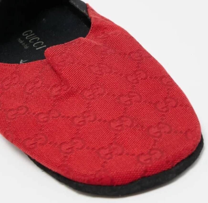 Gucci Vintage Pre-owned Canvas flats Red Dames