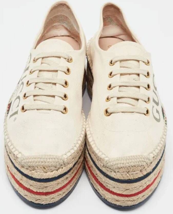 Gucci Vintage Pre-owned Canvas flats White Dames