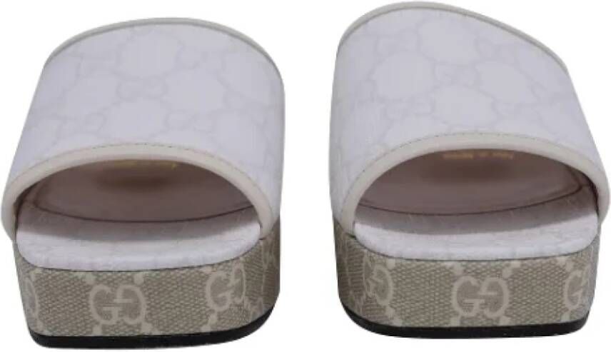 Gucci Vintage Pre-owned Canvas flats White Dames